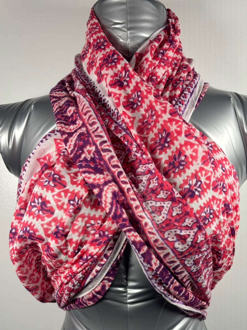 American Eagle Outfitters Pink & Purple Print Infinity Scarf